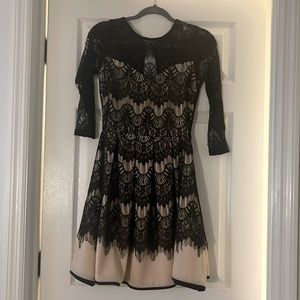 Nwt lace dress xs